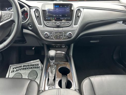 Used 2024 Chevrolet Malibu LT image 17