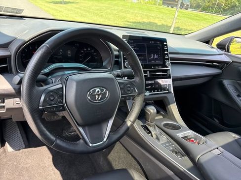Used 2021 Toyota Avalon XLE w/ Moonroof Package AWD/4WD image 18