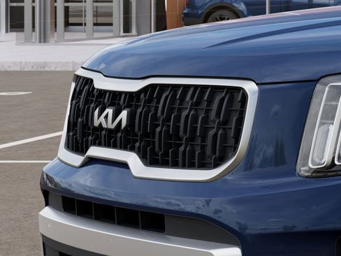 New 2025 Kia Telluride EX image 13