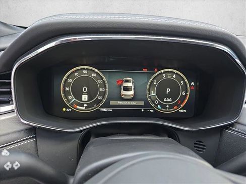 Certified 2024 Jaguar XF R-Dynamic SE image 20