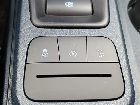 New 2025 Ford Maverick XLT w/ XLT Luxury Package image 33