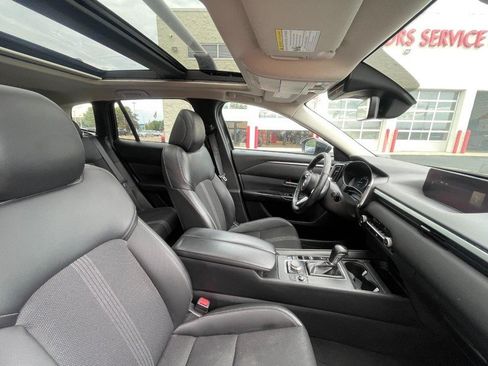 Used 2023 MAZDA CX-50 2.5 S w/ Preferred Plus Pkg AWD/4WD image 6