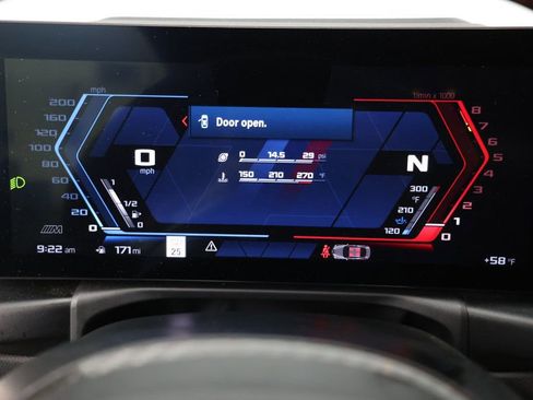 Used 2024 BMW M4 Coupe w/ M Driver's Package image 9