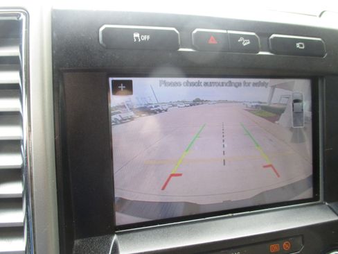 Used 2017 Ford F250 Lariat w/ Lariat Value Package image 24