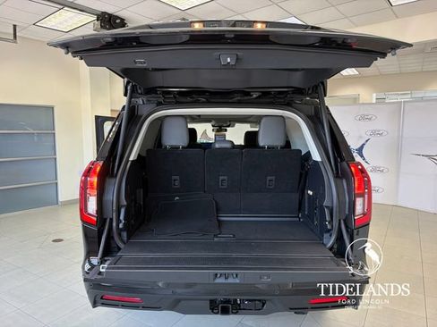 Certified 2025 Ford Expedition Active RWD image 12