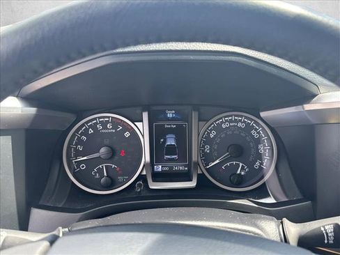 Used 2023 Toyota Tacoma SR5 RWD image 11