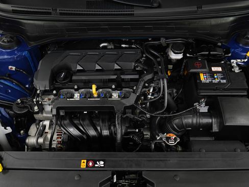 Certified 2025 Hyundai Venue Limited FWD image 30