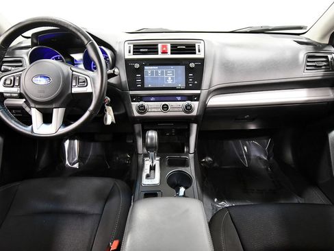 Used 2016 Subaru Legacy 2.5i Premium w/ Popular Package #2 AWD/4WD image 3