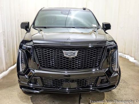 New 2026 Cadillac Escalade V AWD/4WD image 5