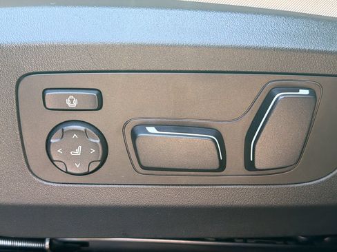 Used 2026 BMW X3 xDrive30i AWD/4WD image 16