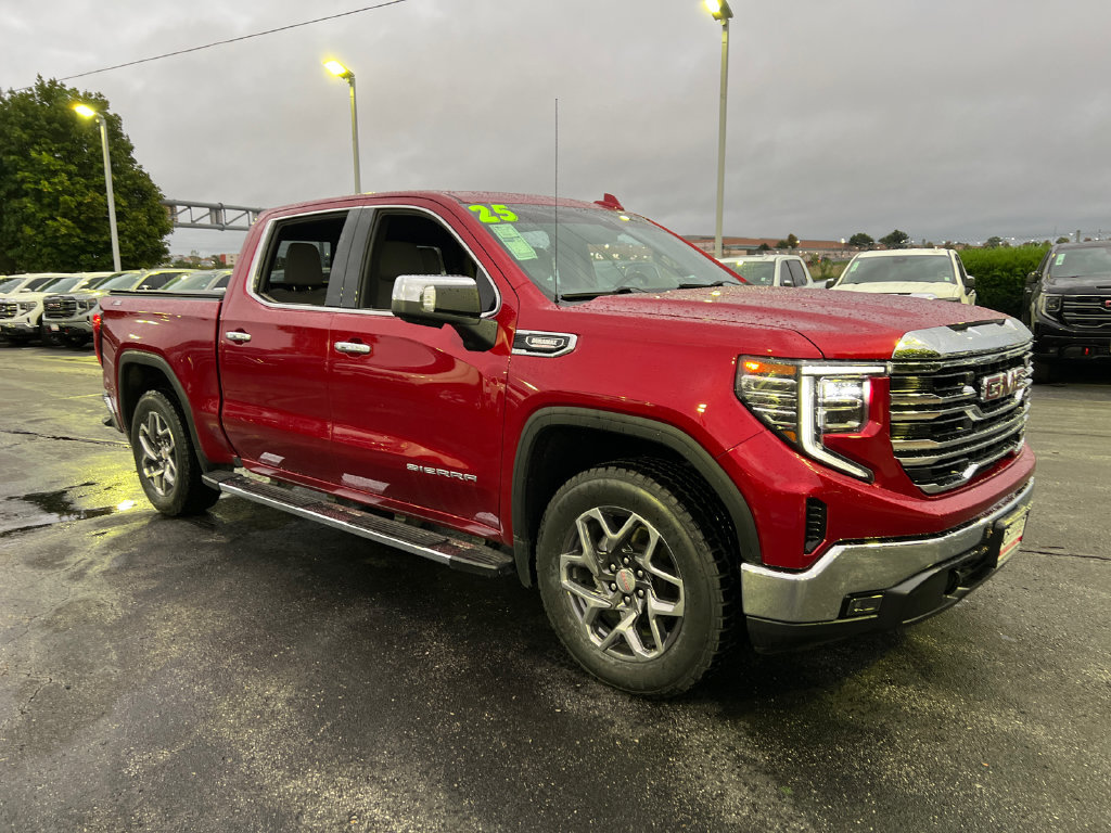 Used 2025 GMC Sierra 1500 SLT w/ SLT Convenience Package AWD/4WD image 4
