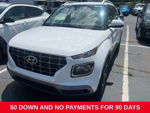 Used 2025 Hyundai Venue SEL FWD image 1