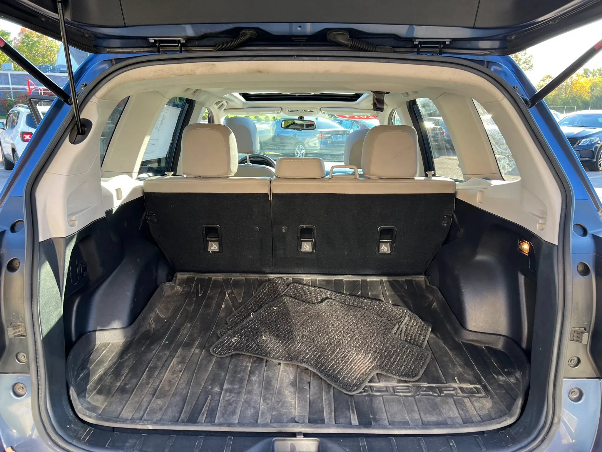 Used 2014 Subaru Forester 2.5i Limited AWD/4WD image 32