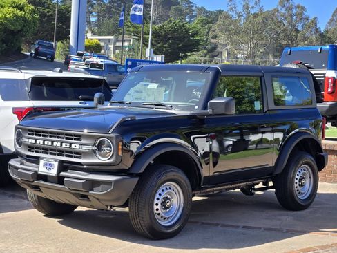 New 2026 Ford Bronco 2-Door AWD/4WD image 12