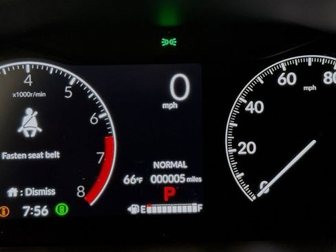 Used 2025 Honda Pilot EX-L image 9
