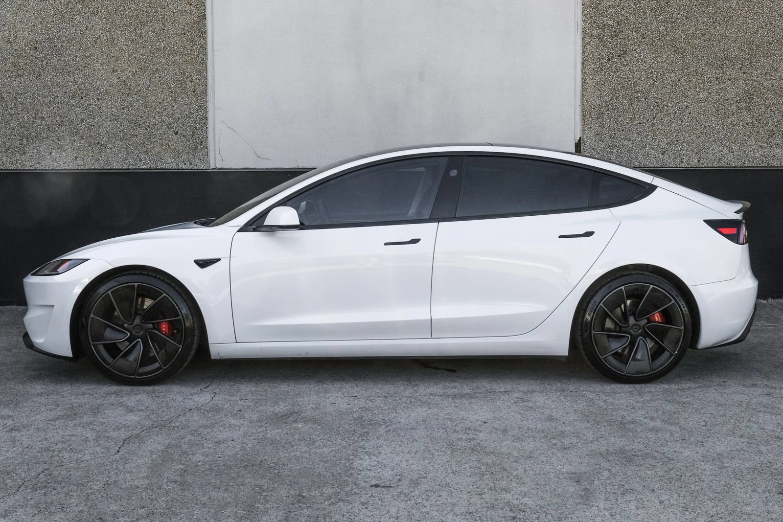 Used 2024 Tesla Model 3 Performance AWD/4WD image 11