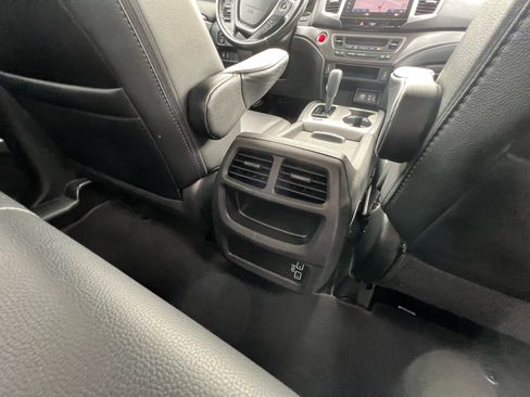 Used 2019 Honda Ridgeline RTL-T image 43