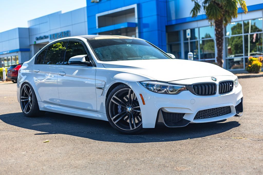 Used 2016 BMW M3 RWD image 1