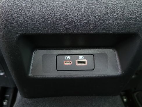 Used 2025 Nissan Altima 2.5 SV FWD image 17
