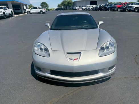 Used 2006 Chevrolet Corvette Z06 w/ Preferred Equipment Group RWD image 8