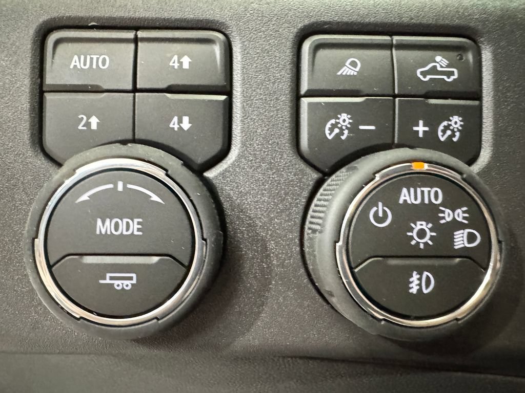 New 2026 Chevrolet Silverado 1500 RST w/ RST All Star Premium Package AWD/4WD image 23