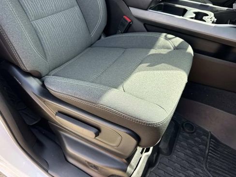 Used 2022 RAM 1500 Big Horn AWD/4WD image 16