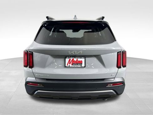 Used 2023 Kia Sorento X-Line EX image 6