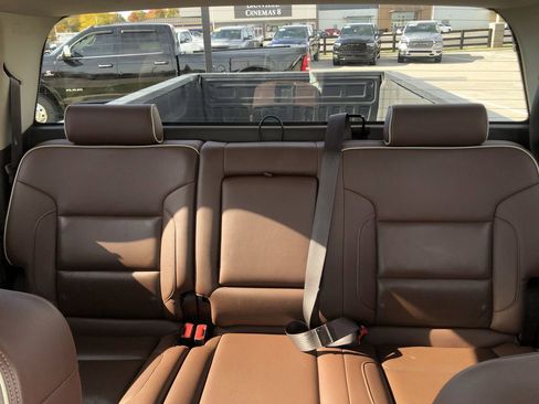 Used 2019 Chevrolet Silverado 3500 High Country w/ Duramax Plus Package image 11