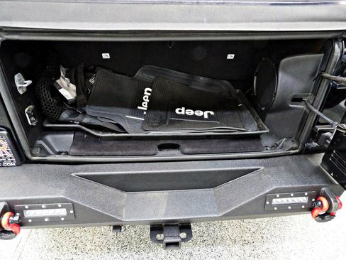 Used 2011 Jeep Wrangler Sport AWD/4WD image 11