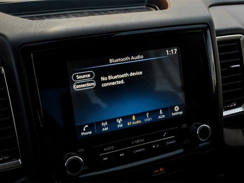 Used 2022 Nissan Frontier SV image 27