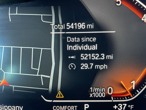 Used 2019 BMW X7 xDrive50i w/ Dynamic Handling Package image 25