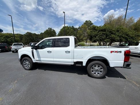 New 2026 Ford F250 Lariat w/ Lariat Ultimate Package AWD/4WD image 17