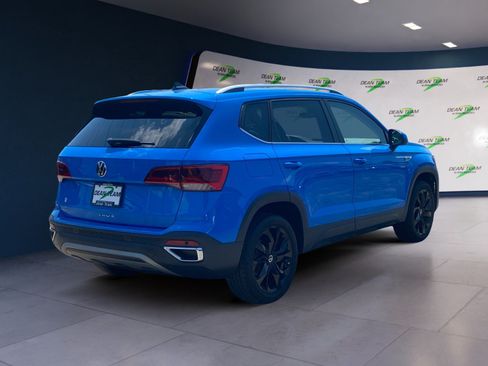 Used 2022 Volkswagen Taos SEL FWD image 4