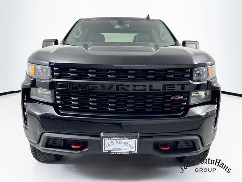 Used 2021 Chevrolet Silverado 1500 Custom Trail Boss AWD/4WD image 2
