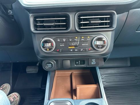Used 2022 Ford Maverick Lariat w/ Lariat Luxury Package AWD/4WD image 32