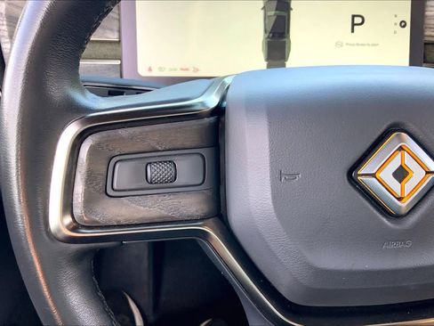 Used 2022 Rivian R1T Adventure image 23