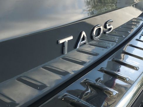 Used 2024 Volkswagen Taos SEL AWD/4WD image 6