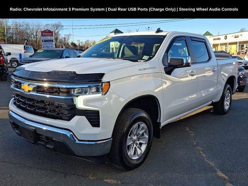 Used 2025 Chevrolet Silverado 1500 LT image 3
