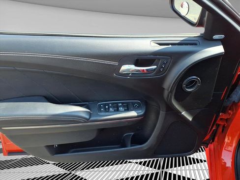 Used 2019 Dodge Charger SRT Hellcat w/ Navigation & Travel Group RWD image 19