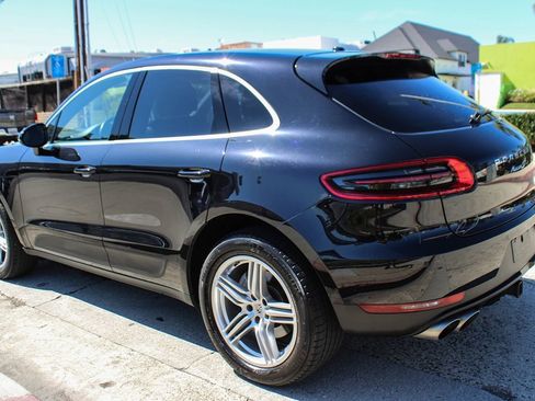 Used 2017 Porsche Macan S image 3