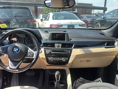 Used 2017 BMW X1 sDrive28i FWD image 11