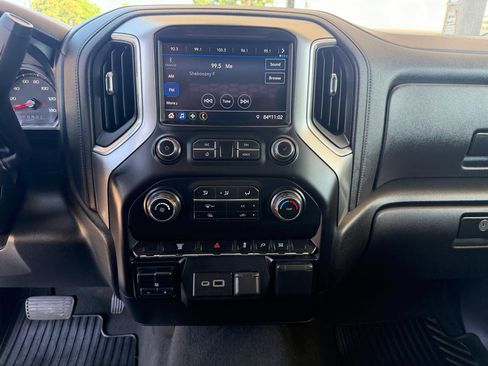 Used 2021 Chevrolet Silverado 3500 LT w/ Snow Plow Prep Package AWD/4WD image 23