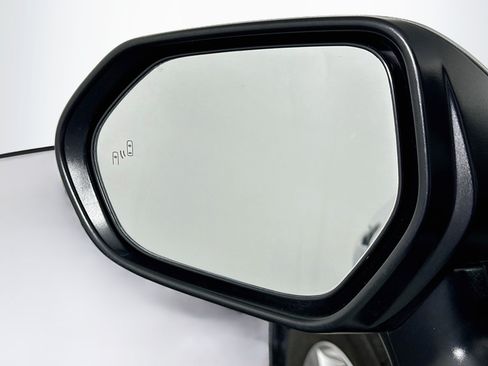Used 2025 Toyota Camry LE FWD image 16