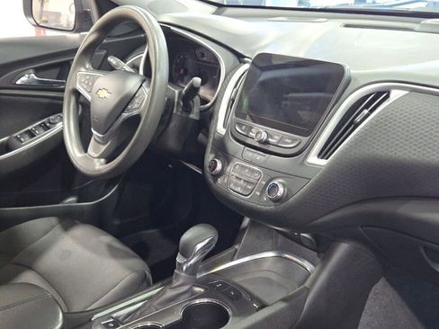 Used 2024 Chevrolet Malibu LT image 8