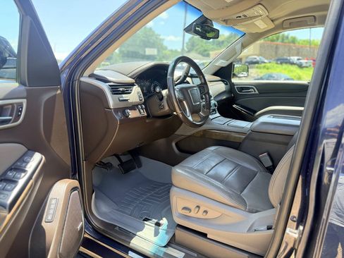 Used 2018 GMC Yukon Denali w/ Denali Ultimate Package RWD image 11