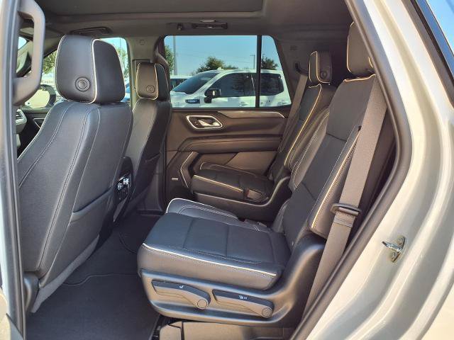 Used 2023 GMC Yukon SLT w/ SLT Premium Package RWD image 20