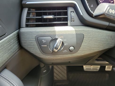Used 2019 Audi A5 2.0T Premium Plus w/ Premium Plus AWD/4WD image 27