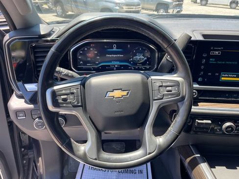 Used 2024 Chevrolet Silverado 2500 LT w/ Convenience Package AWD/4WD image 18