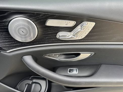 Used 2020 Mercedes-Benz E 350 Sedan image 20