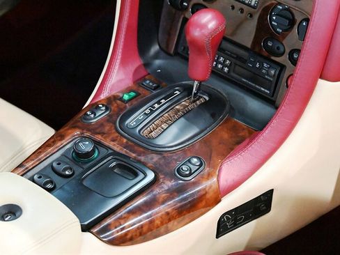 Used 1997 Aston Martin DB7 Volante image 19